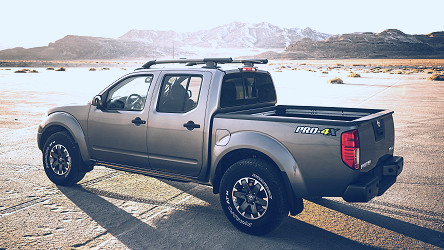 The 2020 Nissan Frontier Gets an Engine Upgrade (And Not Much Else) at the  Chicago Auto Show